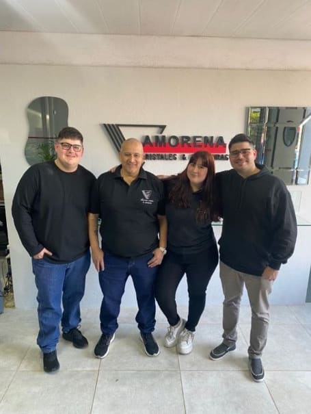 El equipo de Amorena en el local de Mendoza 514